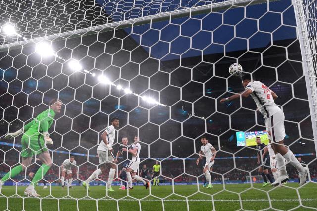 500网彩票网-【观察】欧洲杯爱攻才会赢！“勇敢的心”助意荷比圈粉