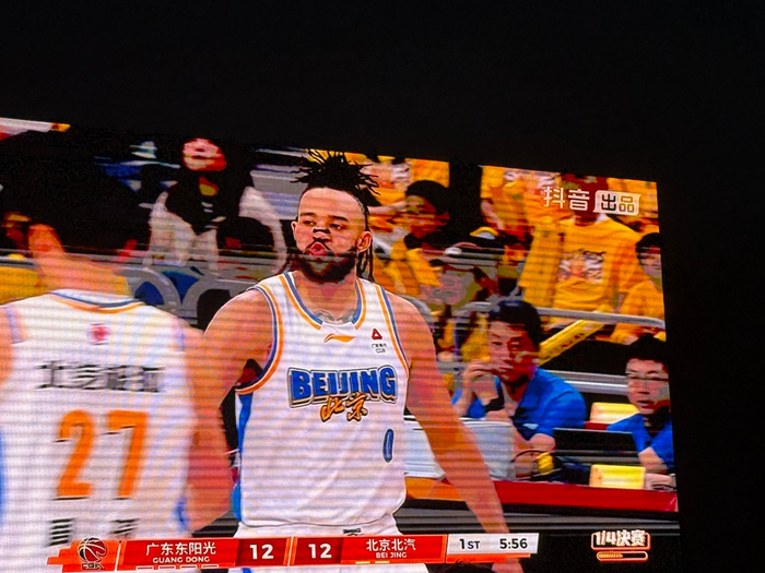 500网官网-湖人名宿首钢园表演勾手|季后赛|洛杉矶湖人队|nba|首钢滑雪大跳台|北京北汽队_新浪体育_新浪新闻